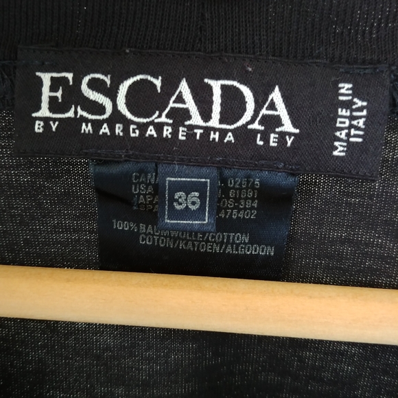 ESCADA Embroidered Dark Blue Cotton T-shirt Size Small Crewneck Top - Picture 9 of 12